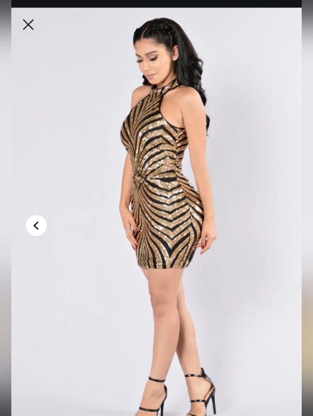 🤠🌻👢 🦋Fashion Nova Gold and Black Sequin Halter Mini Dress